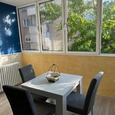 Modern One Bedroom In The Center Of Belgrade Exterior photo